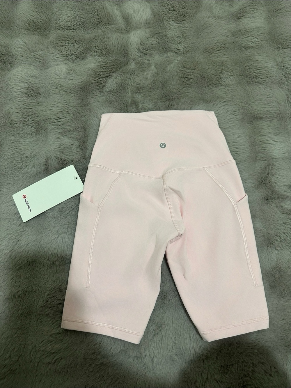 NWT Lululemon Align ™ HR Short 8"*Pockets Size 2 Strawberry Milkshake